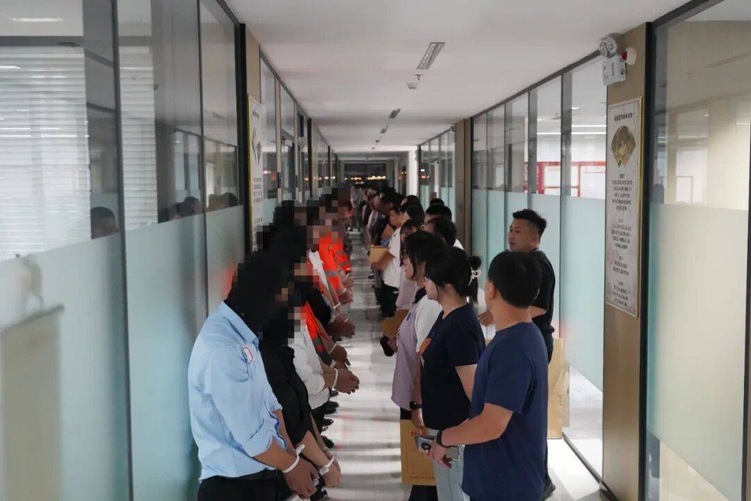 “大师”<strong></p>
<p>理财产品净值</strong>,你算到自己今天被抓了吗?