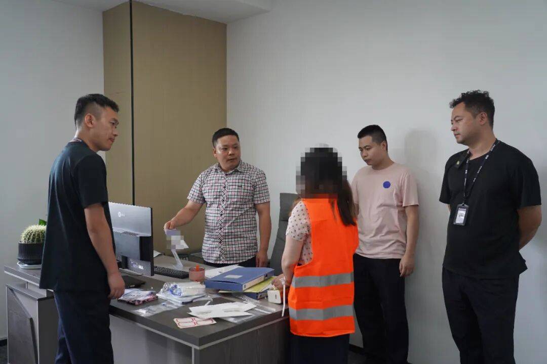 “大师”<strong></p>
<p>理财产品净值</strong>,你算到自己今天被抓了吗?