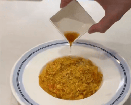 知名男歌手突然现身陌生人婚礼<strong></p>
<p>理财产品净值</strong>，并随礼999元！