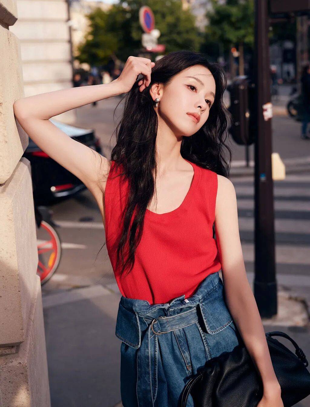 时装周上的女明星<strong></p>
<p>理财产品净值</strong>,秋冬氛围感一键封顶!