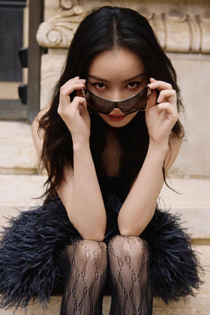 时装周上的女明星<strong></p>
<p>理财产品净值</strong>,秋冬氛围感一键封顶!