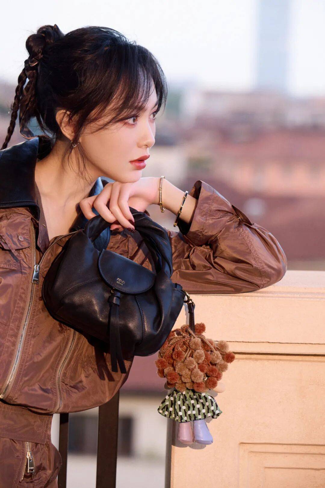 时装周上的女明星<strong></p>
<p>理财产品净值</strong>,秋冬氛围感一键封顶!