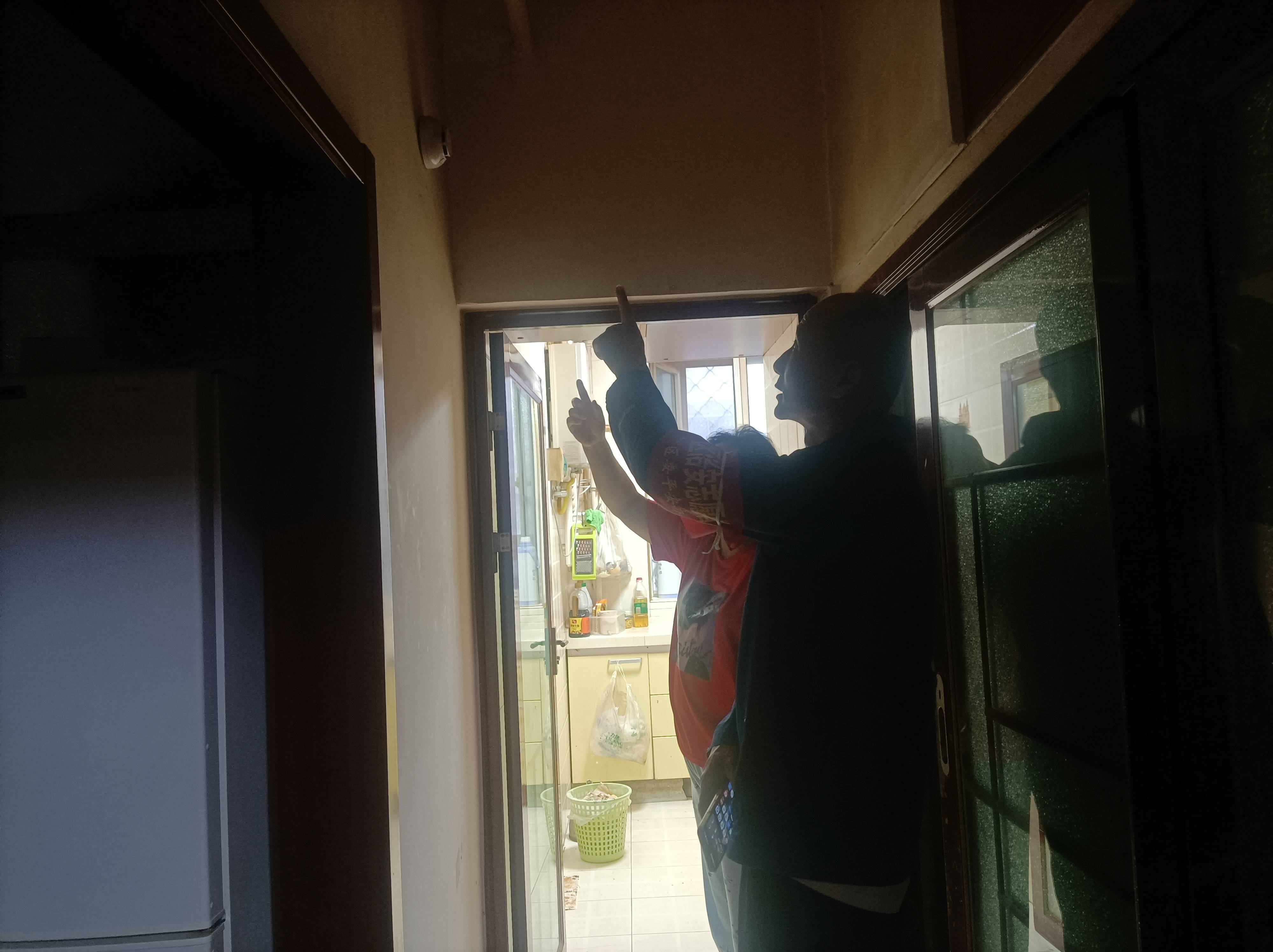 九旬老人卧床吸烟凌晨引发火灾<strong></p>
<p>理财产品净值</strong>，烟感报警及时提醒幸免于难