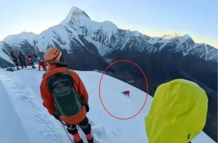 打卡拍照<strong></p>
<p>理财系统</strong>，再美也不能用生命对焦