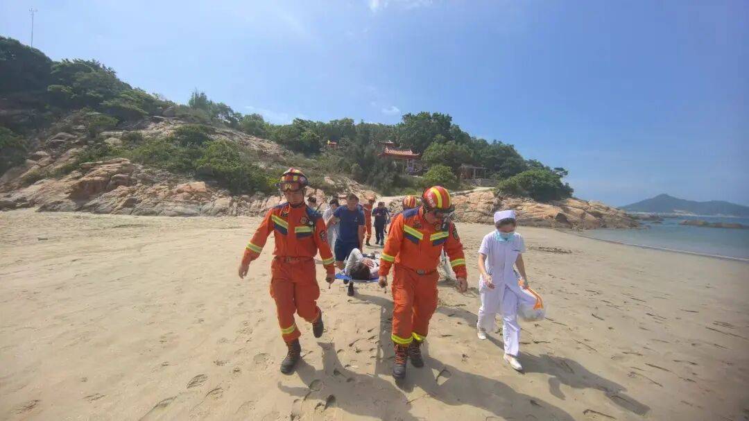 打卡拍照<strong></p>
<p>理财系统</strong>，再美也不能用生命对焦