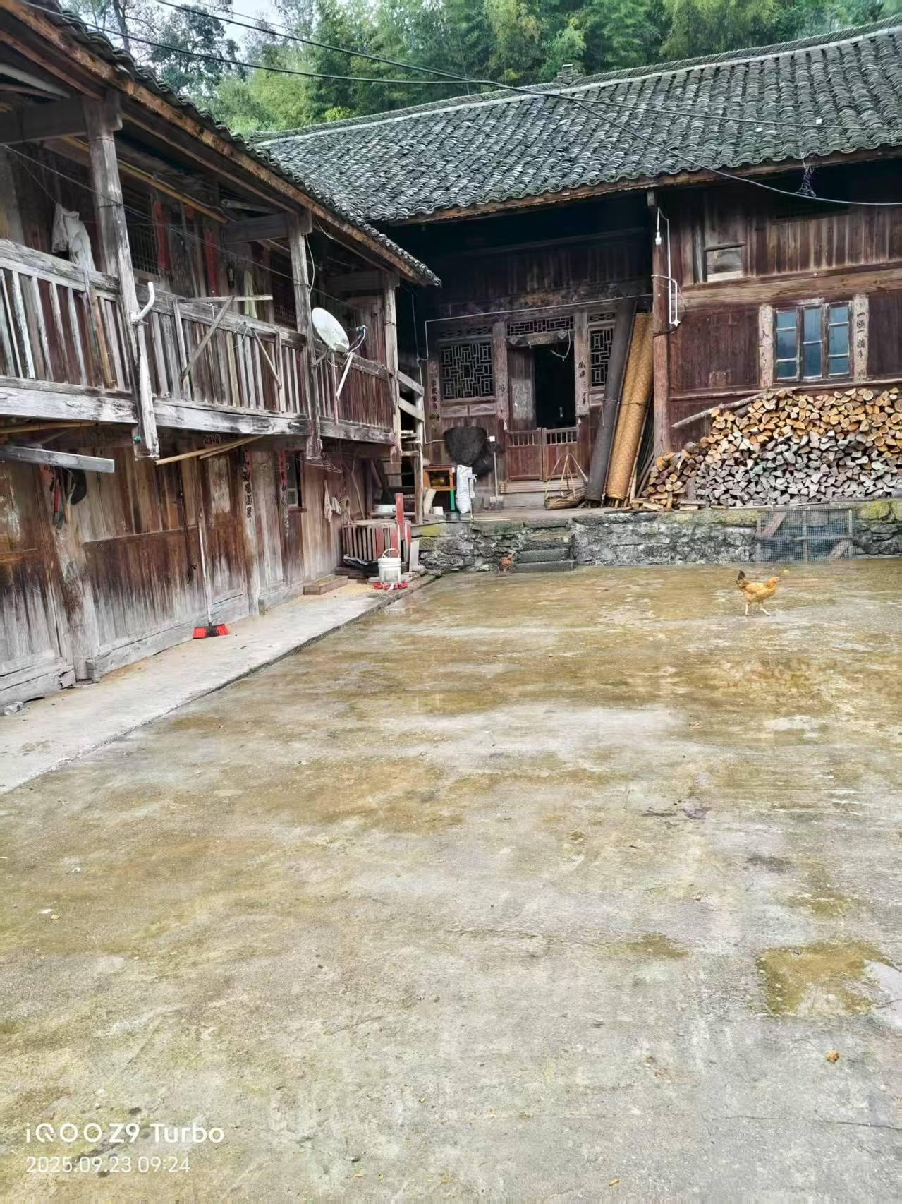 那个让老师骄傲的“调皮”班级!30年同学聚会<strong></p>
<p>爱理财</strong>,还伴有一封来自贵州的感谢信