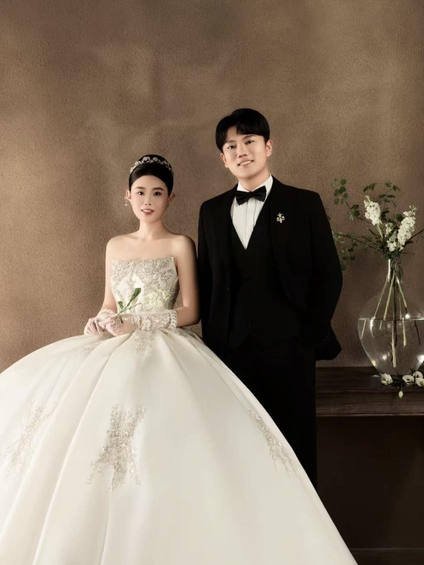 “千万富翁”解克锋儿子解清帅将举办婚礼<strong></p>
<p>光大银行理财</strong>,解克锋:很开心,邀请了部分寻亲家长参加