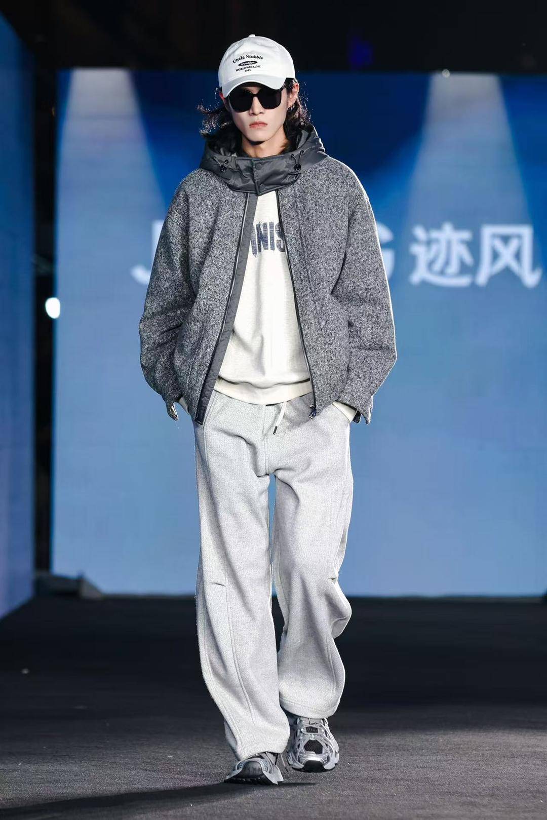 非遗惊艳、萌娃抢镜、大码模特出圈<strong></p>
<p>理财教程</strong>!南京国际时尚周看点太密