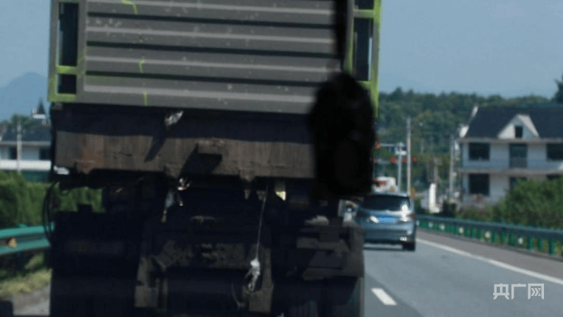 中央安全生产考核巡查组在江西玉山明查暗访发现:客运隐患突出<strong></p>
<p>微信的理财</strong>,垃圾清运车问题频发