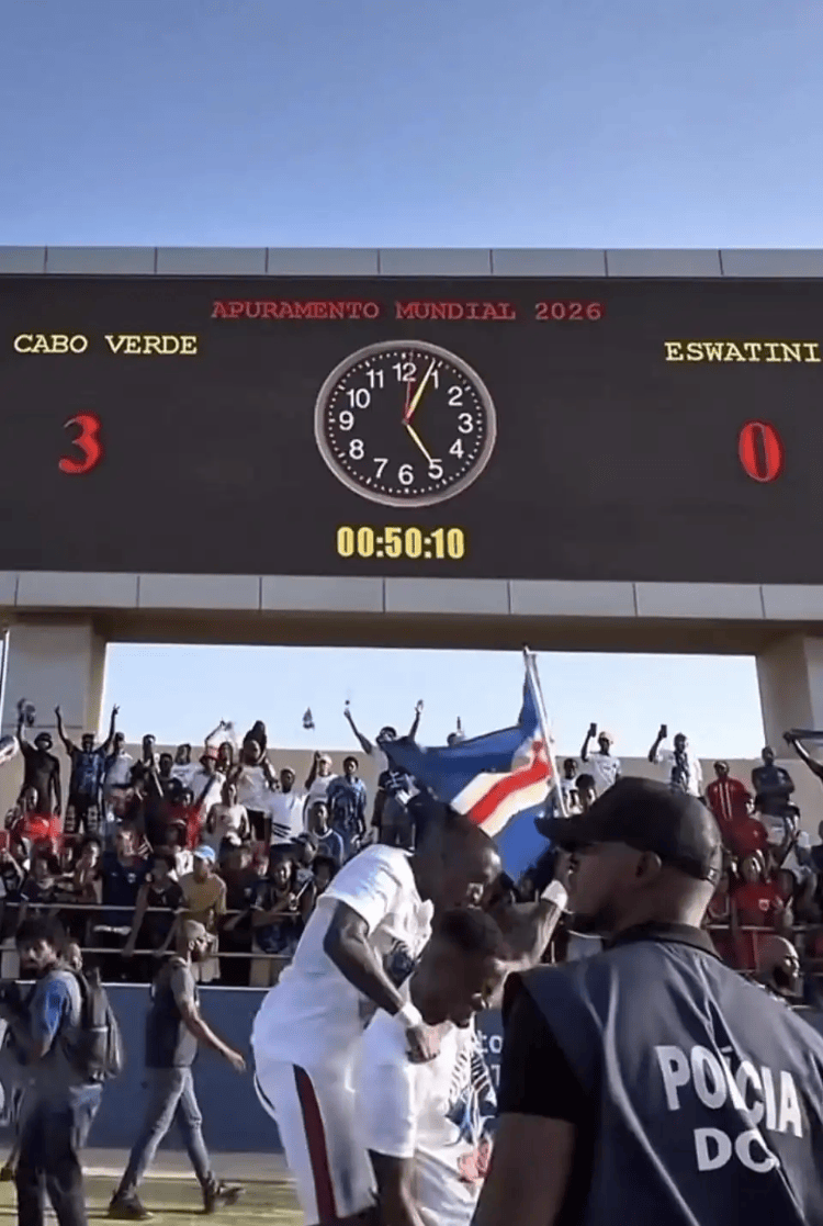 非洲不足60万人口小国冲进世界杯<strong></p>
<p>微信的理财</strong>,怎么做到的?