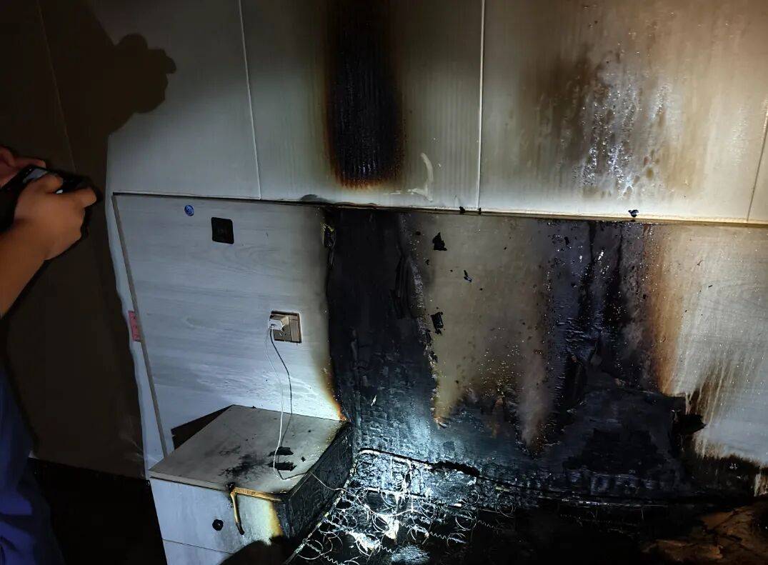 消防安全|充电时做这8件事，你的手机将会“早衰”！