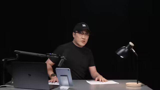 王自如曝格力高管工资7位数<strong></p>
<p>手机银行理财</strong>，再回应“不看工资条”