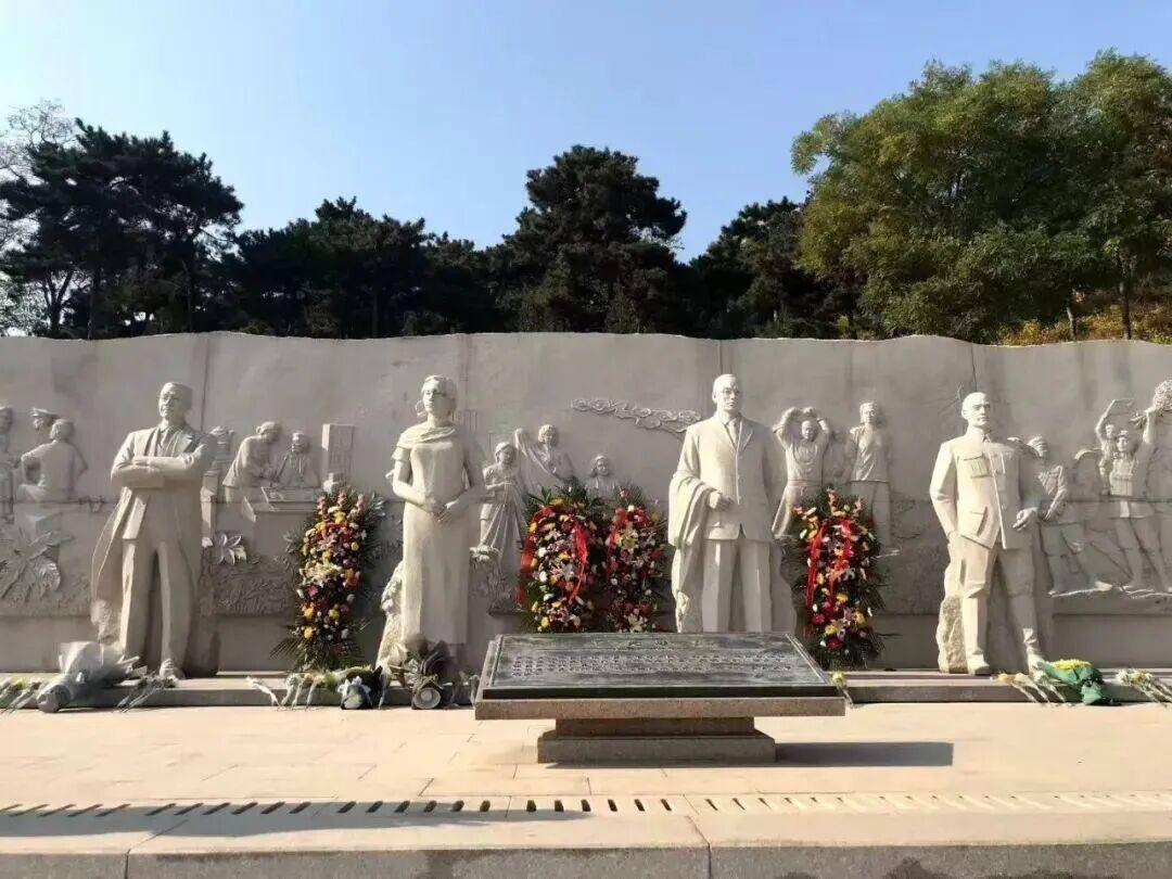 《沉默的荣耀》总编剧人民日报撰文:能感动我们<strong></p>
<p>理财钱包</strong>,也一定能打动观众