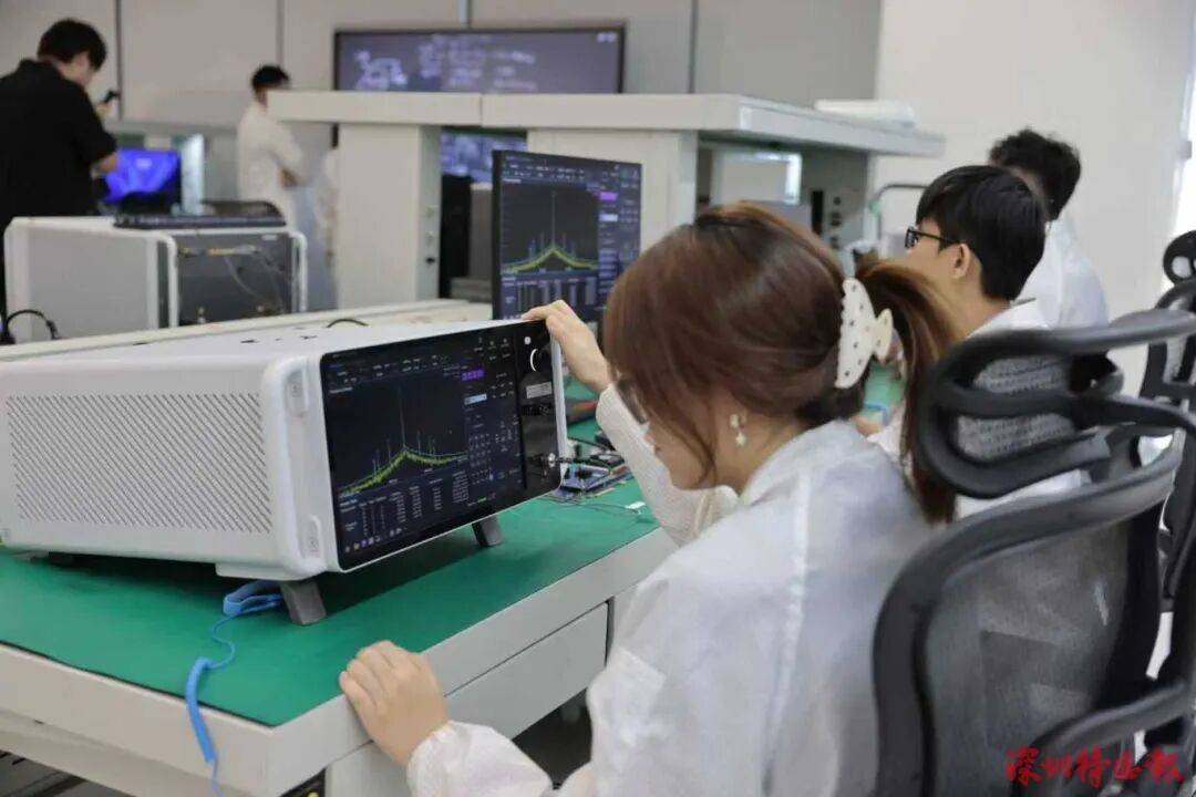 突破封锁<strong></p>
<p>理财钱包</strong>!国产!!可满足3-5nm芯片需求!!!