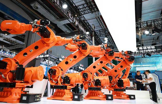 深刻揭示新时代发展规律——习近平经济思想引领新时代经济工作述评之二