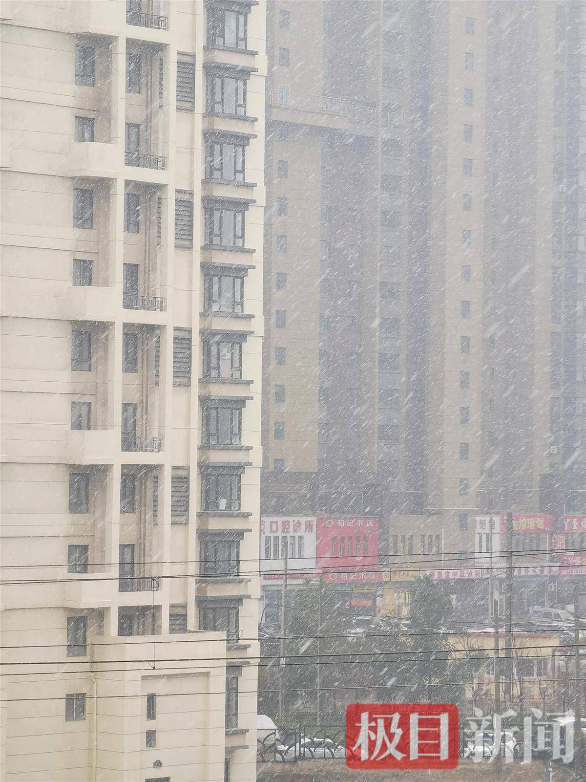 长春一班主任课前让学生排队受检“是否穿秋裤”<strong></p>
<p>第一理财</strong>,网友点赞:以后你会感谢老师