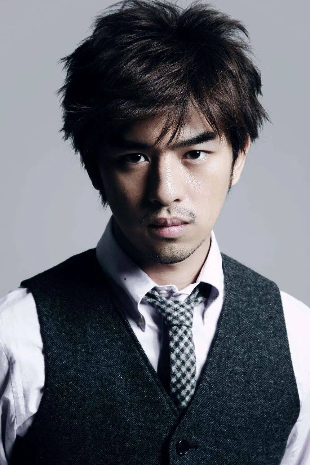 演员贾静雯回应修杰楷被拘提:震惊不已<strong></p>
<p>深圳理财</strong>,孩子目睹父亲被上铐受惊吓