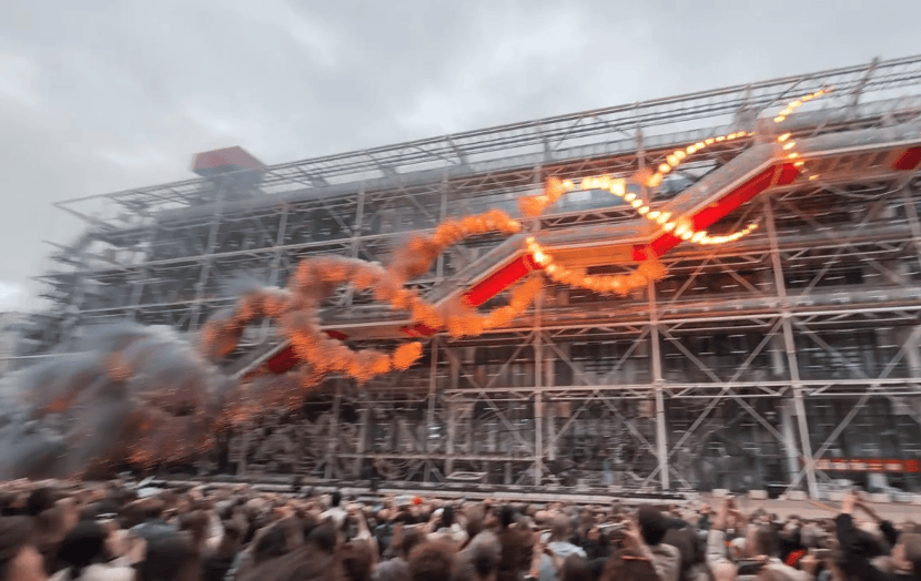 蔡国强在巴黎再办烟花秀<strong></p>
<p>理财红包</strong>,当地艺术展会宣布取消与蔡国强对话活动,活动信息从官网撤下