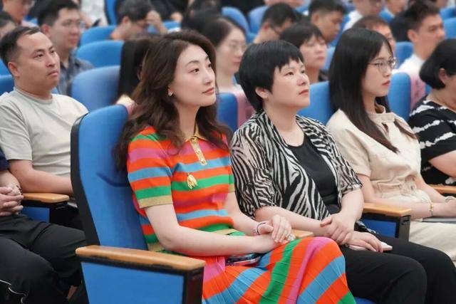 宗馥莉“心腹”祝丽丹离职<strong></p>
<p>红包理财</strong>!曾是娃哈哈核心高管