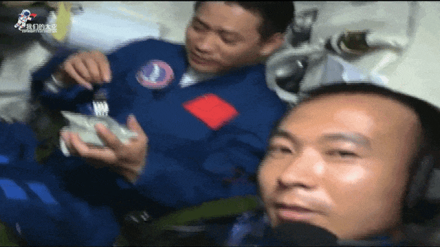 太空烧烤??来看航天员们的“吃饭历程”<strong></p>
<p>e理财</strong>!