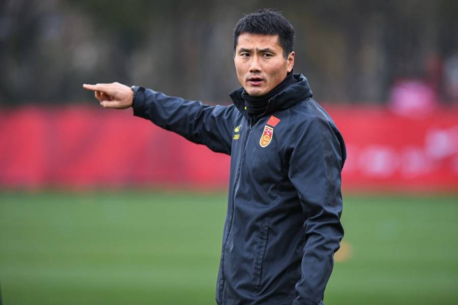 全球选聘四个月<strong></p>
<p>理财群</strong>,招来只有一年执教经历的本土教练,国足新帅竟是邵佳一