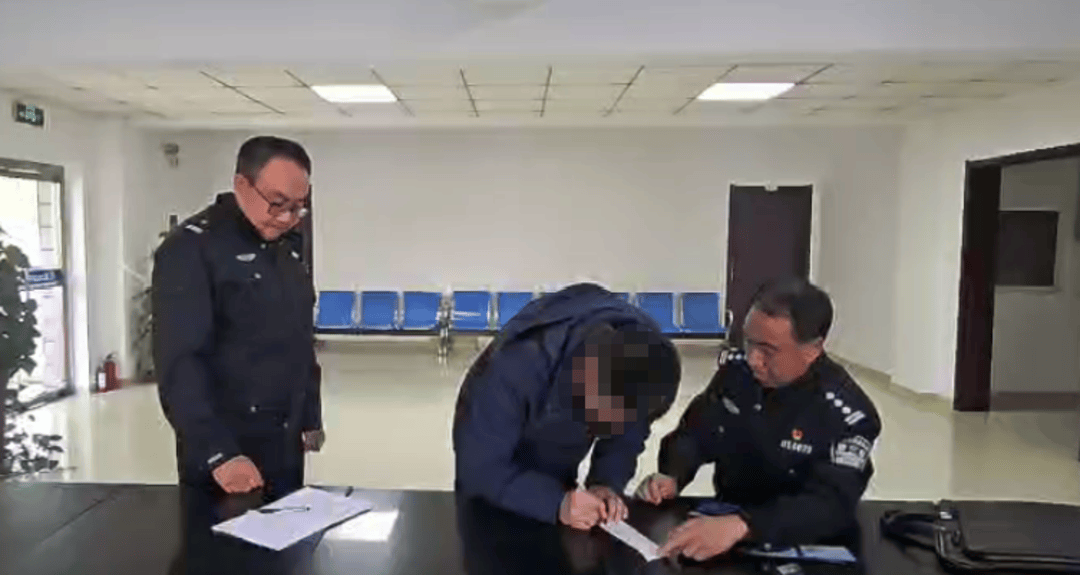 8人穿“警服”为婚礼开路?后续来了<strong></p>
<p>1万理财</strong>!