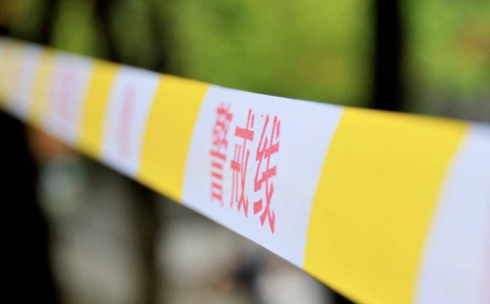 情侣吵架后<strong></p>
<p>理财消费</strong>，女方受言语刺激跳车身亡 男方被判过失致人死亡罪，一审获刑两年半