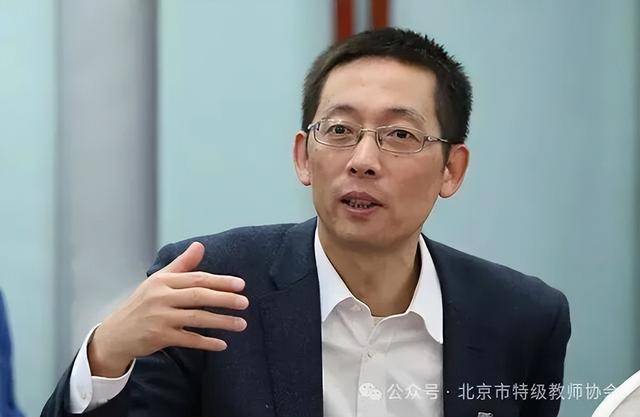 施一公:无论什么学科<strong></p>
<p>理财保本</strong>,物理、工程、生物、文科,我认为最不重要的是智商!