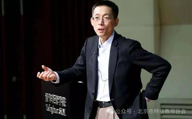 施一公:无论什么学科<strong></p>
<p>理财保本</strong>,物理、工程、生物、文科,我认为最不重要的是智商!