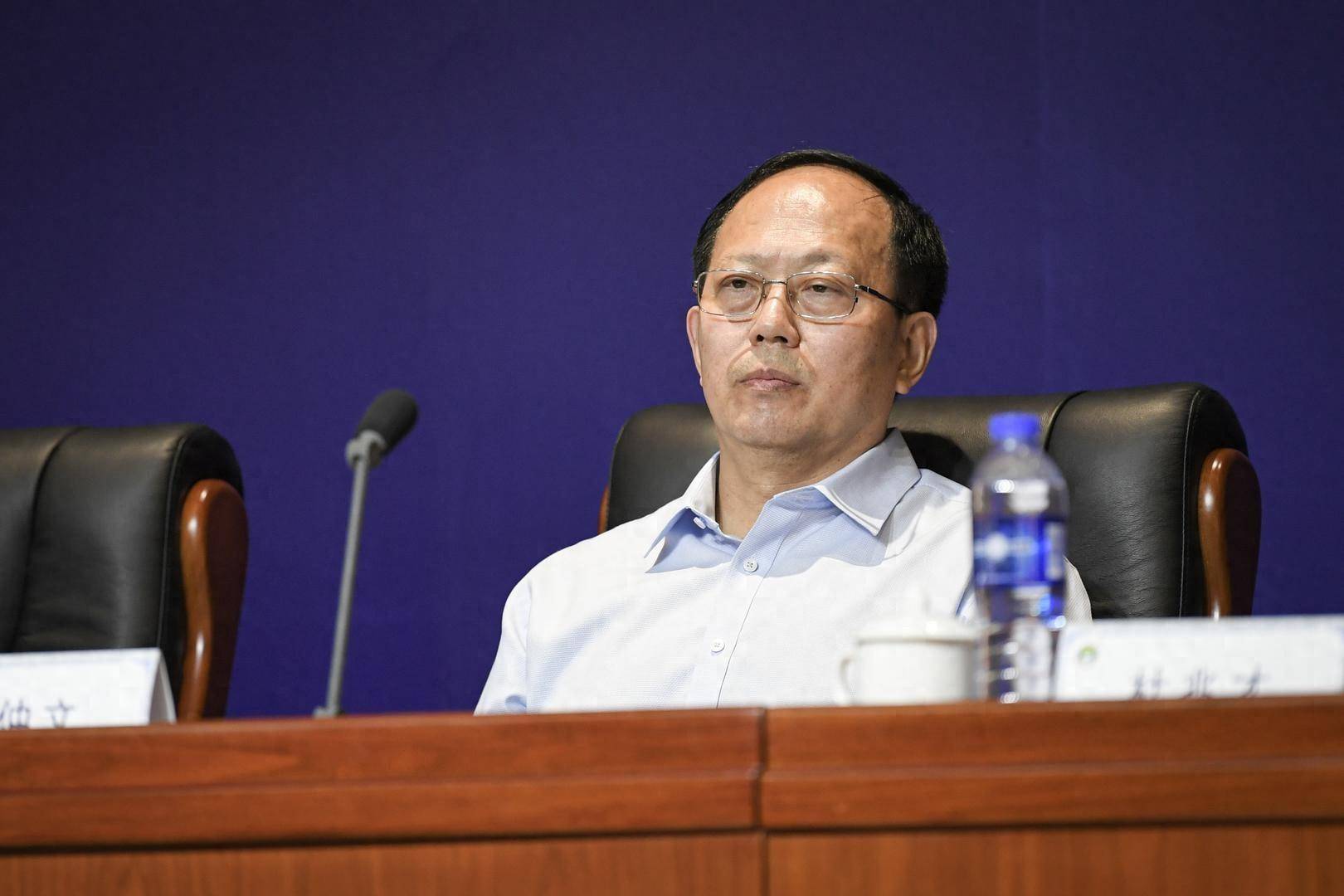 受贿2.36亿<strong></p>
<p>理财中心</strong>，苟仲文一审被判死缓 曾被通报严重破坏体育系统政治生态