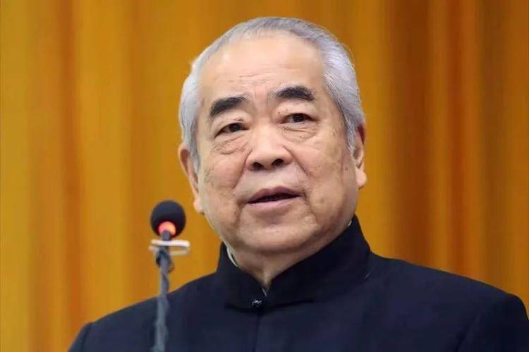 “失联风波”过后<strong></p>
<p>国债理财</strong>，87岁画家范曾首次公开露面，发文称喜获独子、迁入新居，与女儿继子断绝关系