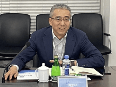 突发疾病<strong></p>
<p>网贷理财</strong>,55岁高级副总裁离世