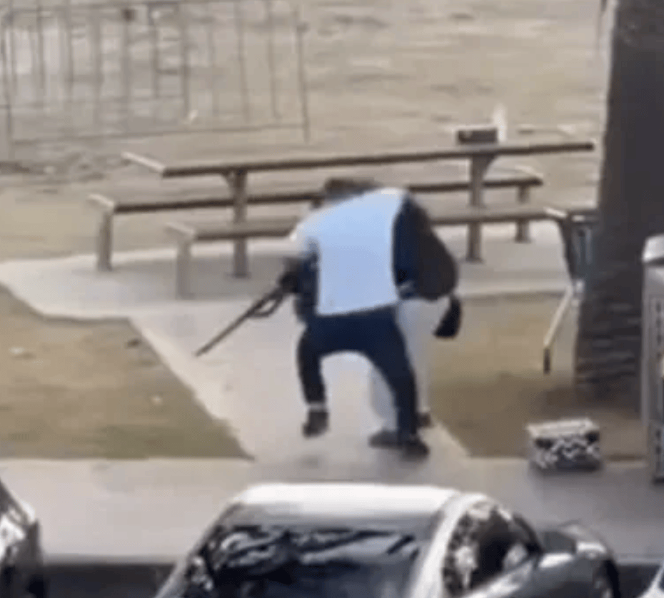 澳枪击案空手夺枪男子系水果店老板<strong></p>
<p>贷贷网理财</strong>,美亿万富翁捐近10万美元