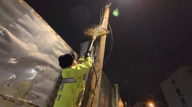 外交部发言人毛宁点赞山东德州交警<strong></p>
<p>贷贷网理财</strong>!