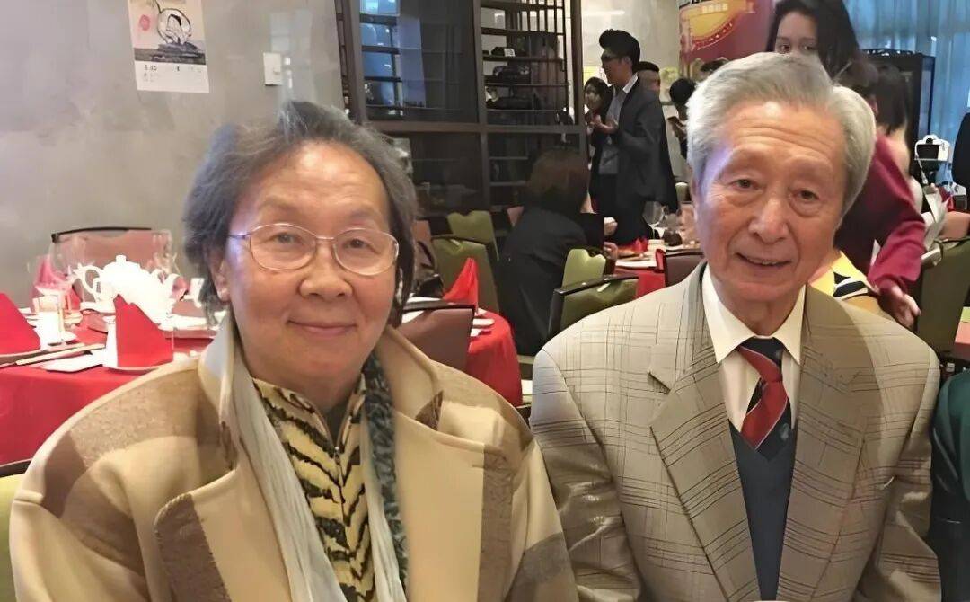 钟瑞去世<strong></p>
<p>三方理财</strong>!宋世雄永别爱妻!