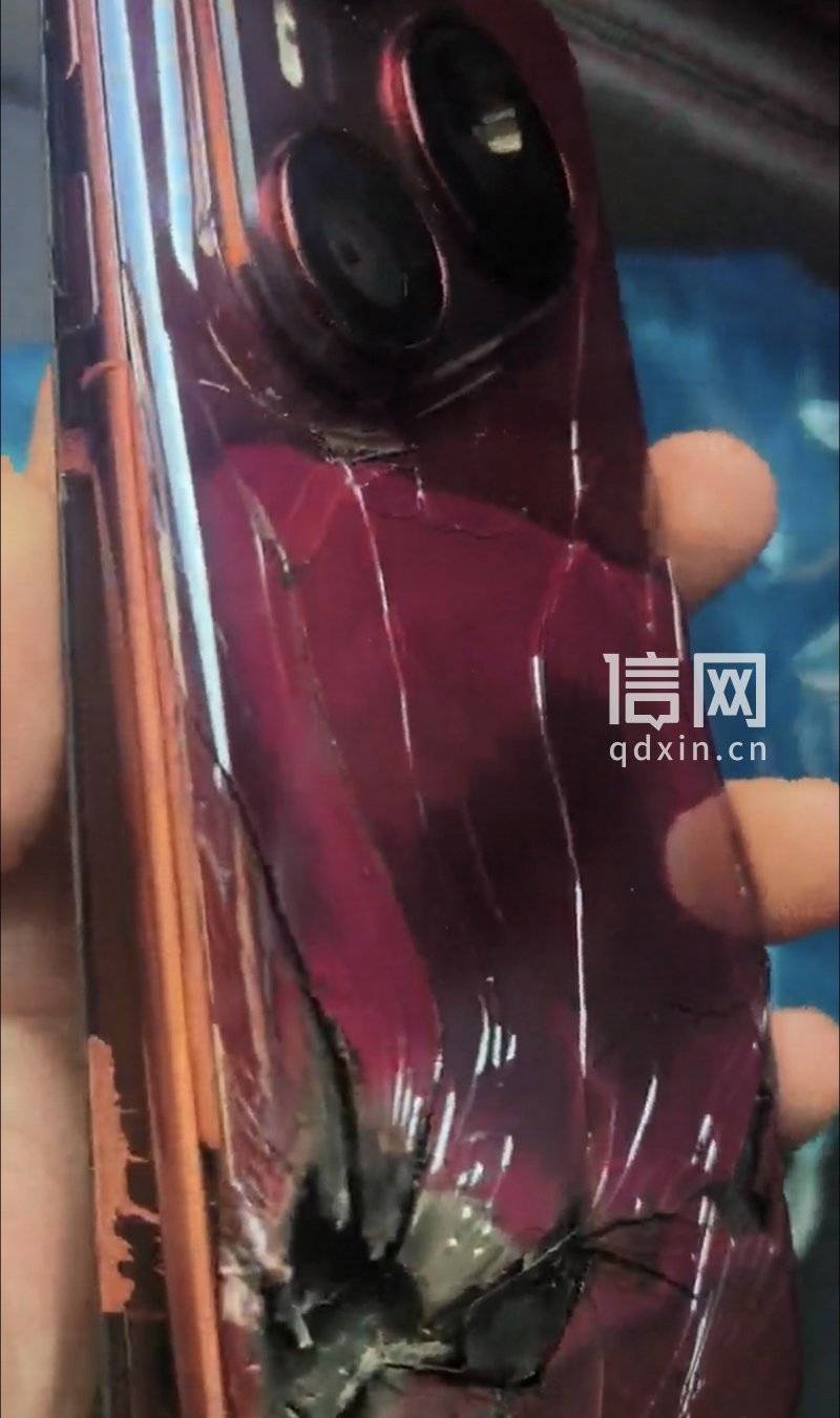 华为新手机充电时电池爆了 售后凭照片认定“外力所致”拒保 消费者：难道我买的是摔炮<strong></p>
<p>理财有限公司</strong>？