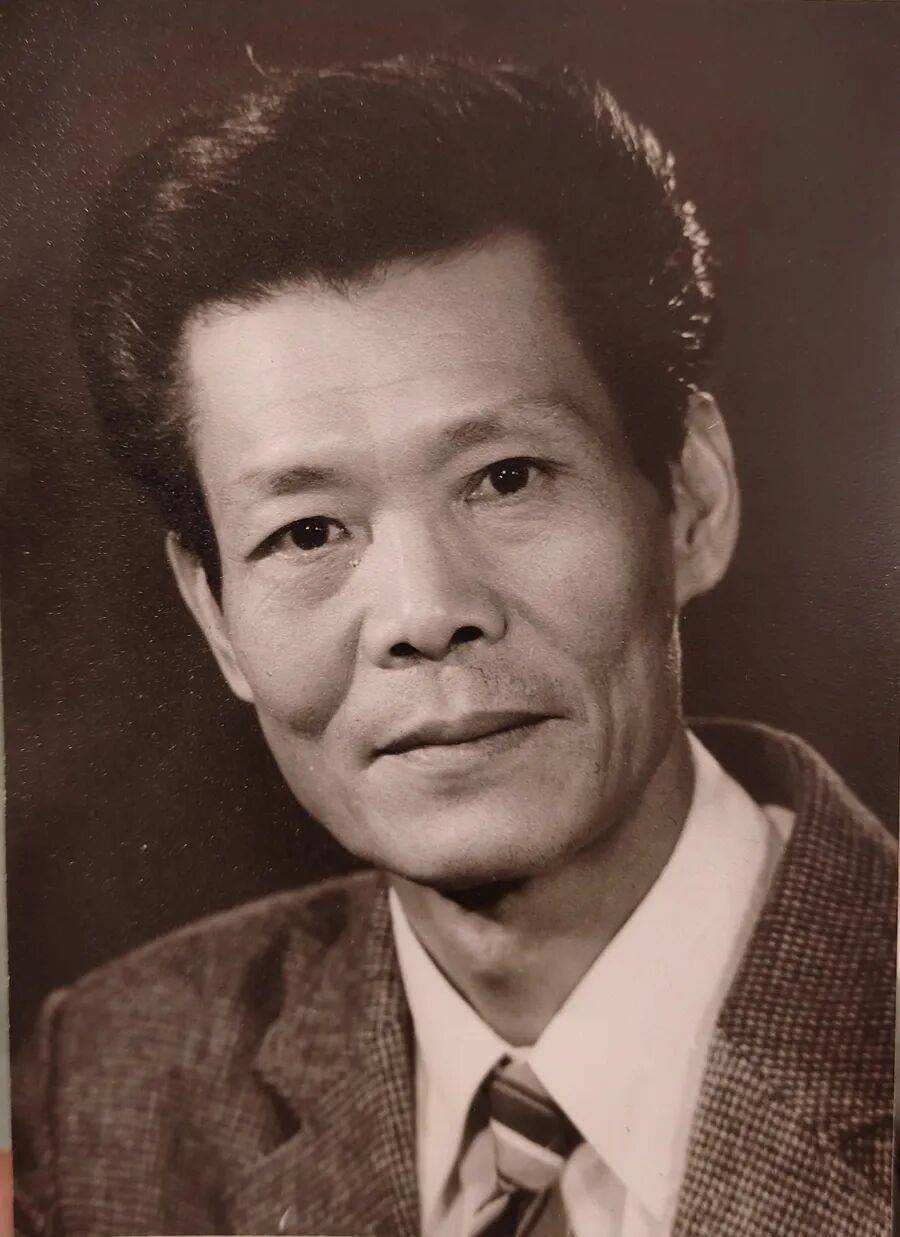 哀悼！上海著名导演逝世<strong></p>
<p>低风险理财</strong>，曾创造中国悬疑片票房奇迹