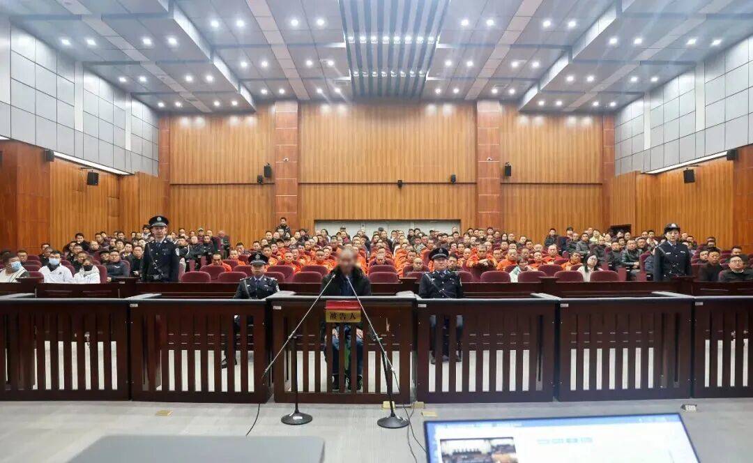 太冲动！75岁老人如此泄愤<strong></p>
<p>低风险理财</strong>，被判刑11年！